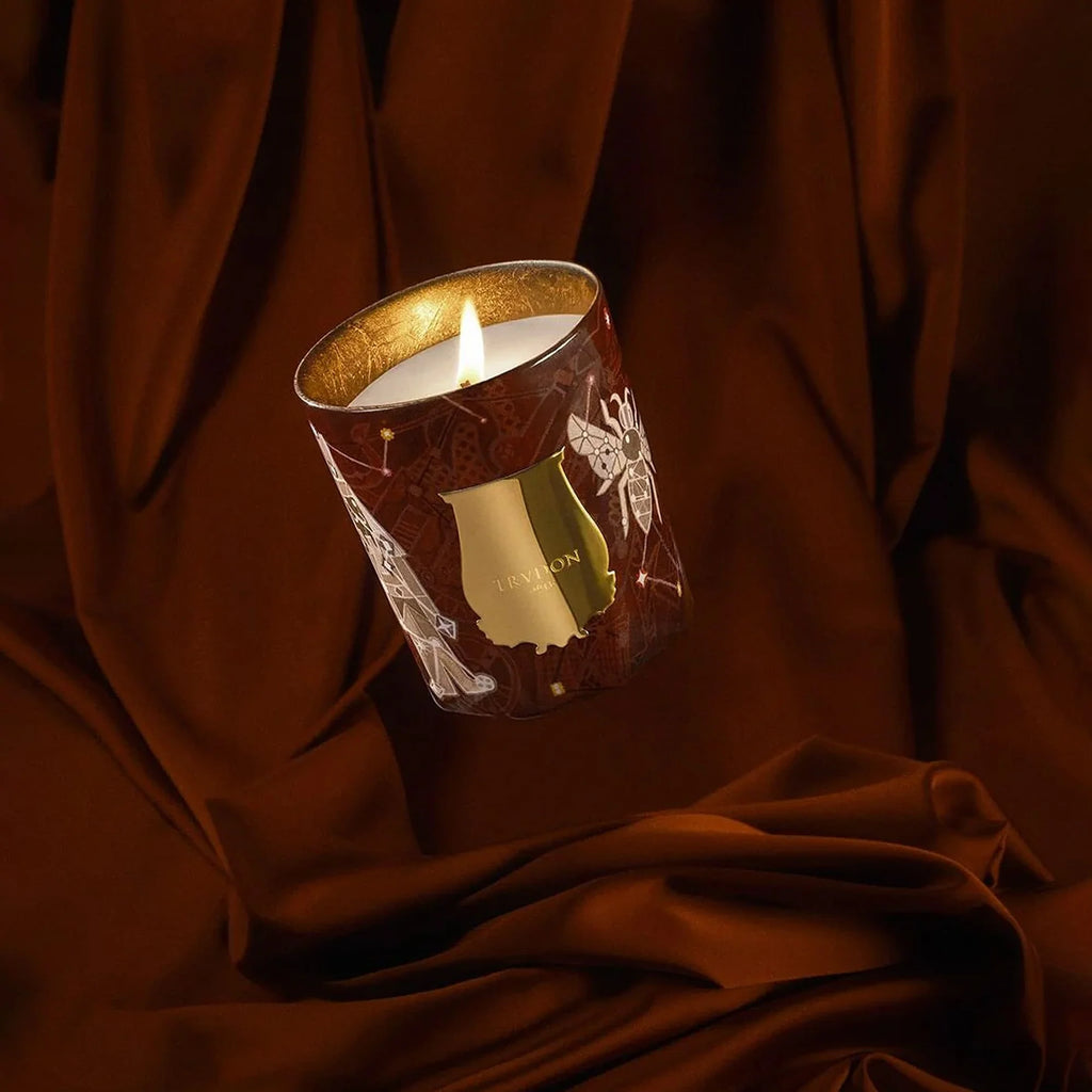 Libra bougie Natale 2025 - Trudon 1643