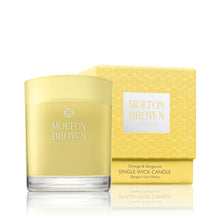 Carica l&#39;immagine nel visualizzatore di Gallery, Orange &amp; Bergamot candela - Molton Brown
