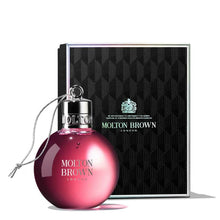 Carica l&#39;immagine nel visualizzatore di Gallery, Fiery Pink Pepper Xmas Bauble - Molton Brown
